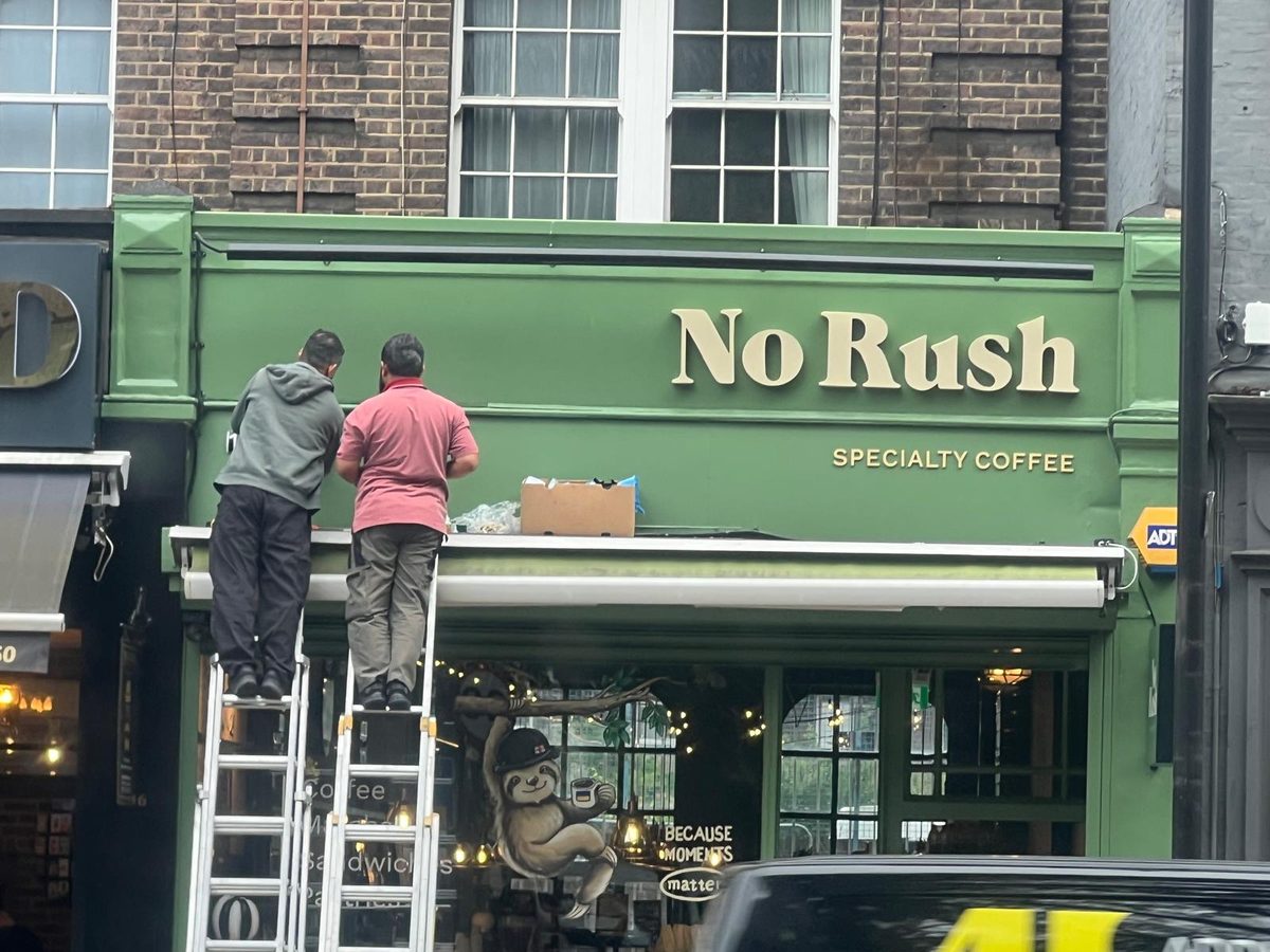 No Rush Coffee shopfront sign made and fitted by Sign & Print
